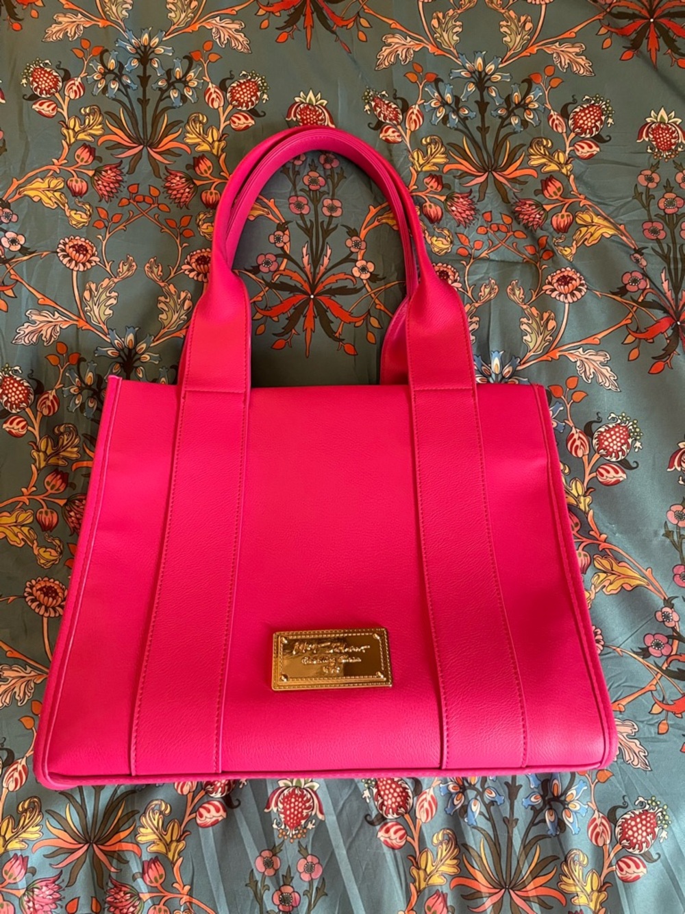 Hot Pink Skull Tote Bag with White Skull Graphic - Picture 4 of 7